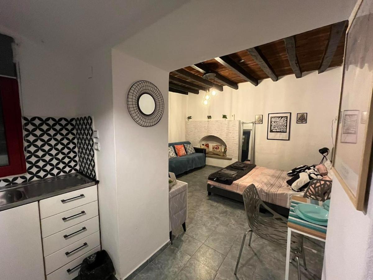 Symi Blue Studio Екстер'єр фото
