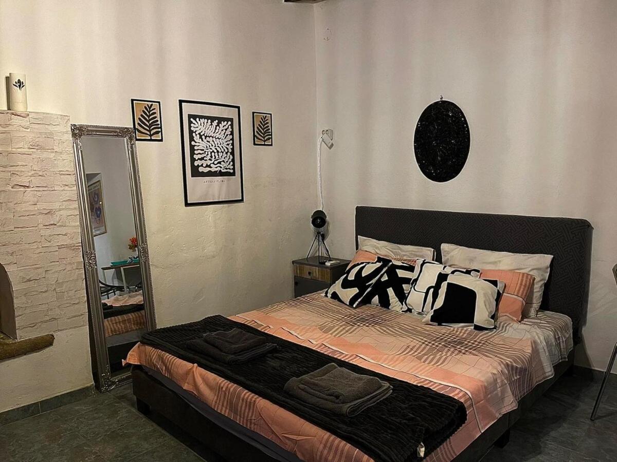 Symi Blue Studio Екстер'єр фото
